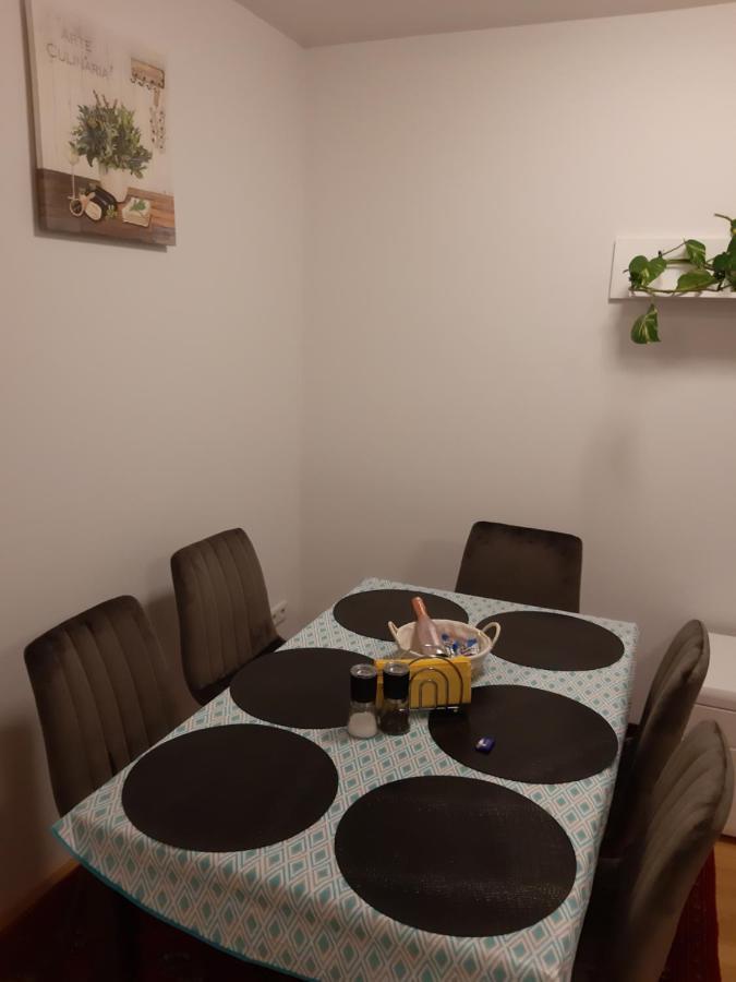 Vienna Lion Apartment Εξωτερικό φωτογραφία
